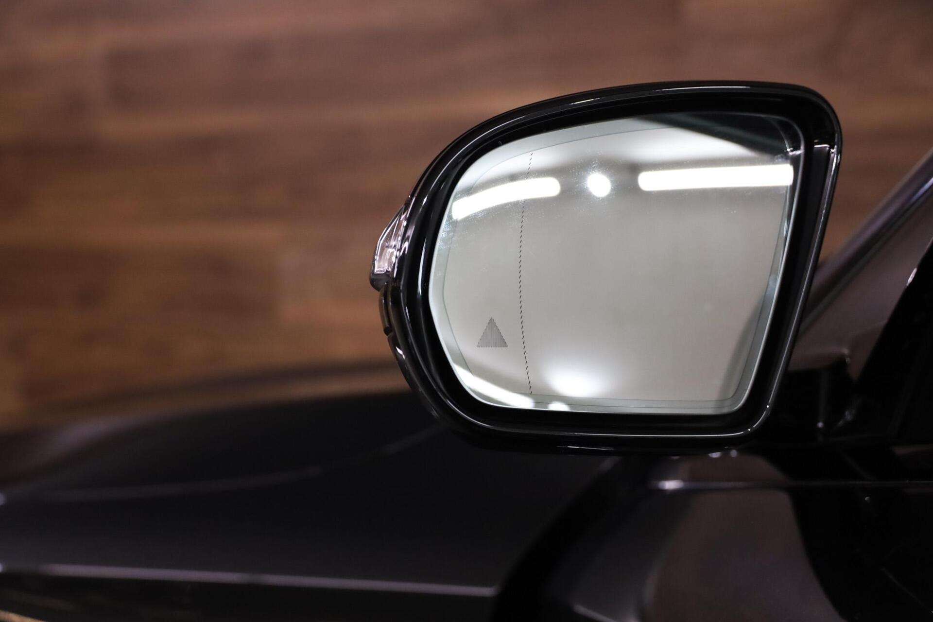 Mercedes-Benz E-Klasse Estate 300e AMG Line - 33