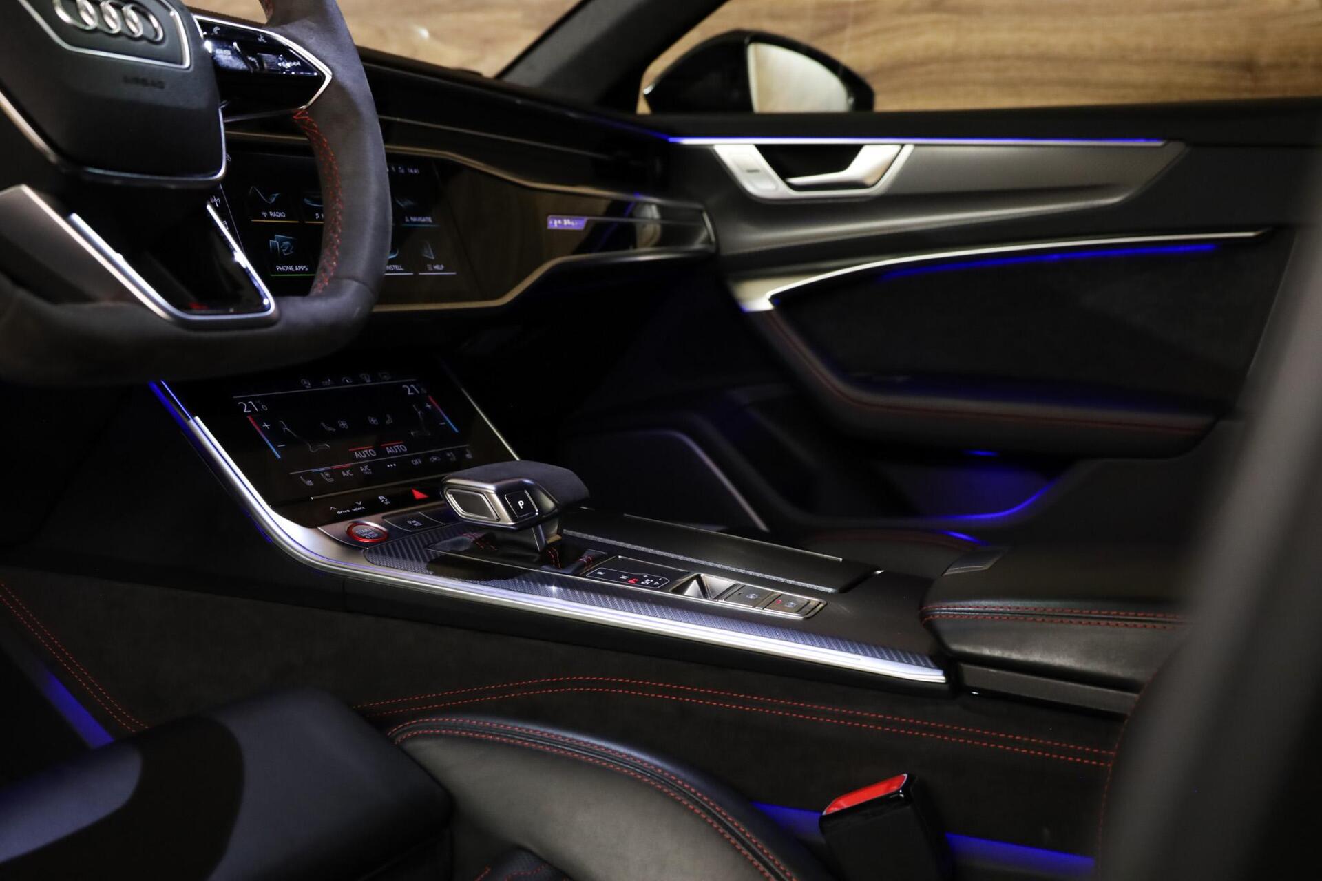 Audi A6 Avant RS 6 TFSI quattro - 41