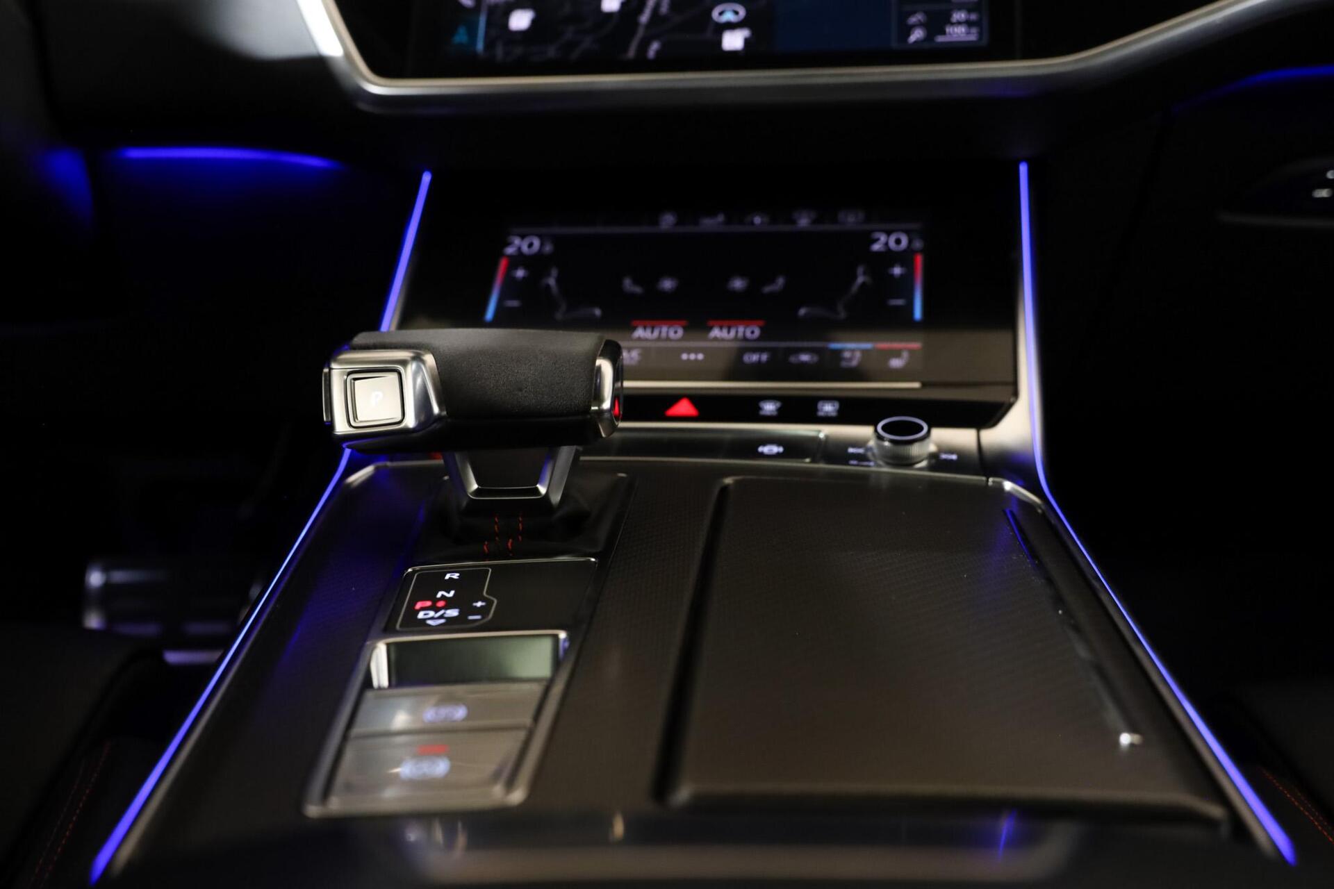 Audi A6 Avant RS 6 TFSI quattro - 43