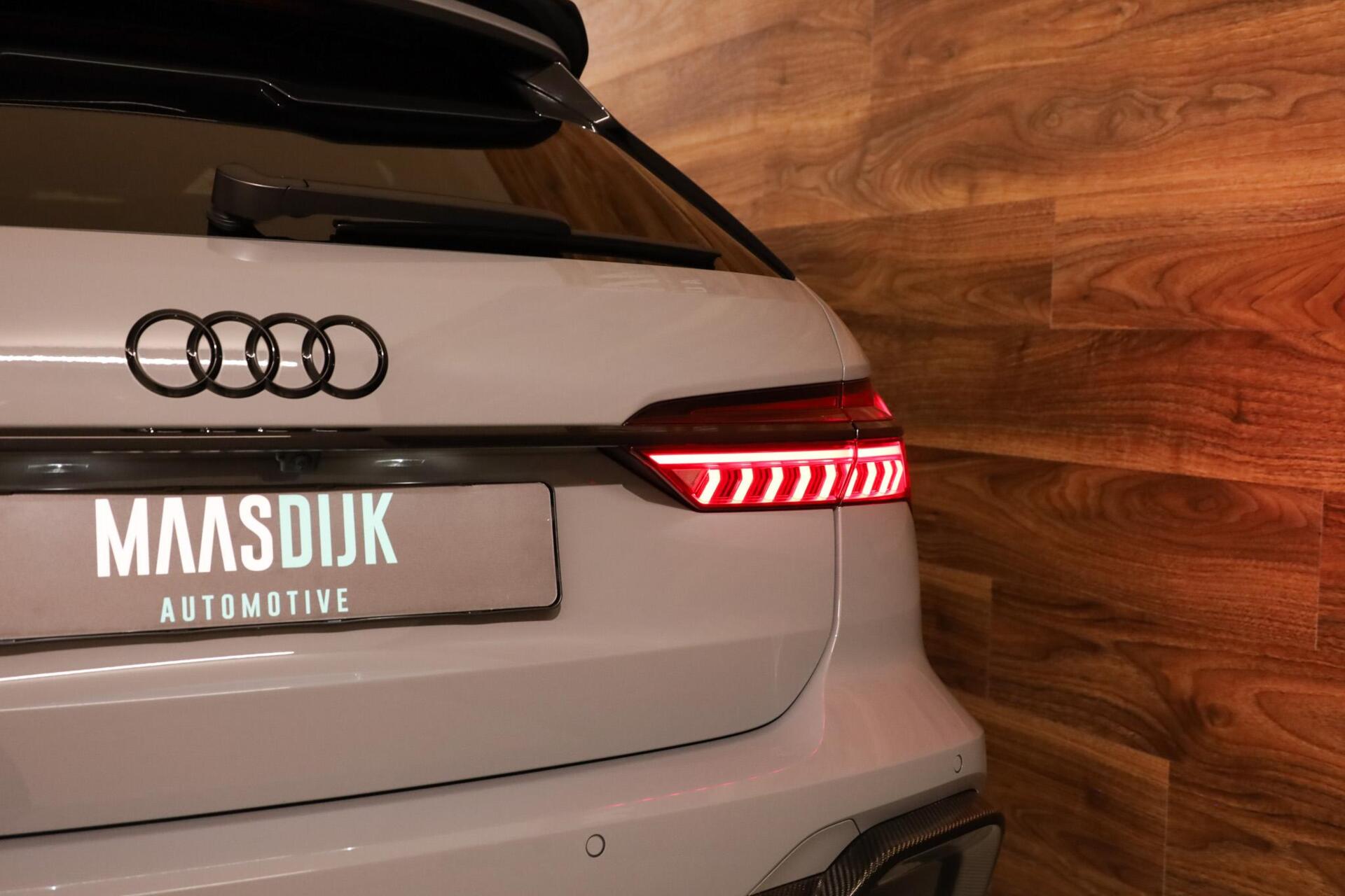 Audi A6 Avant RS 6 TFSI quattro - 48