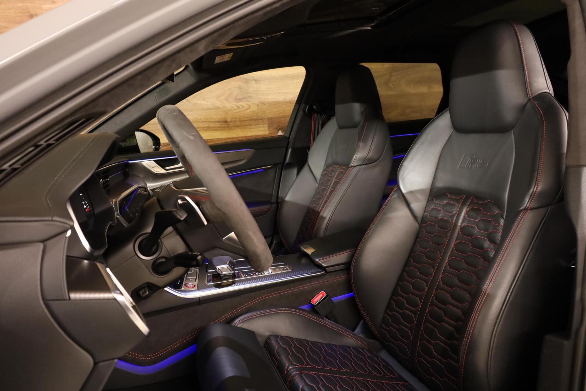 Audi A6 Avant RS 6 TFSI quattro - 6