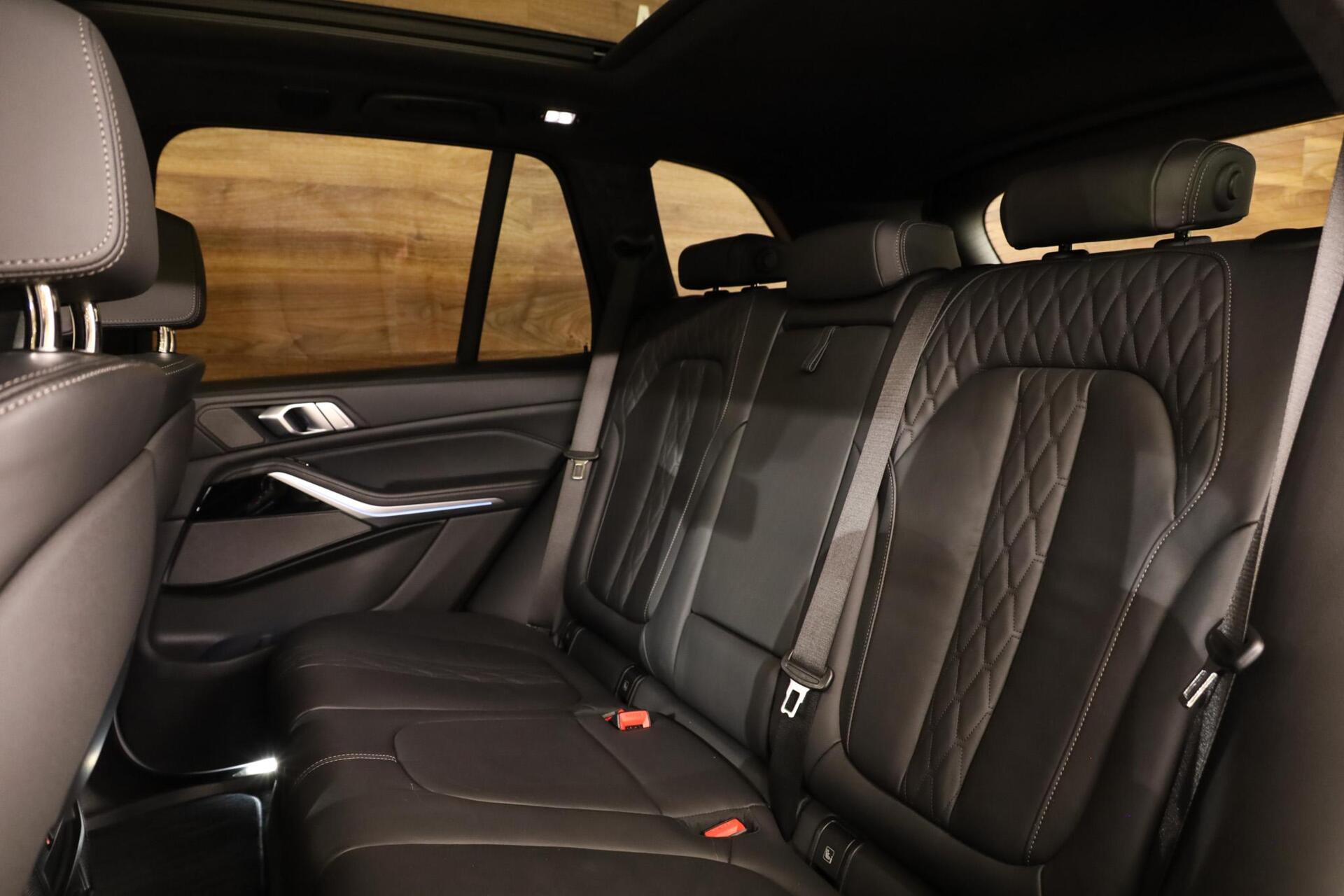 BMW X5 xDrive45e M-Sport|Individual|Pano|HUD|H&K Audio|Trekhaak| - 11