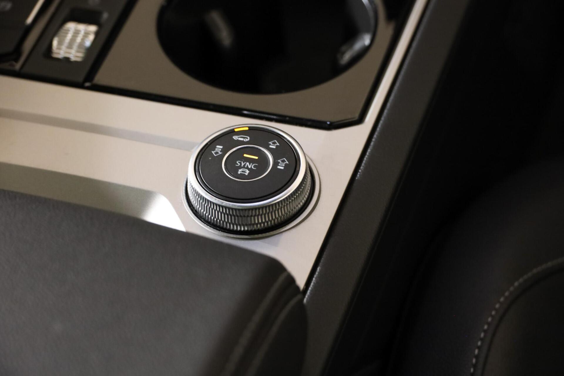 Volkswagen Touareg 3.0 TSIe R-Line|ACC|Pano|HUD|Luchtvering| - 21