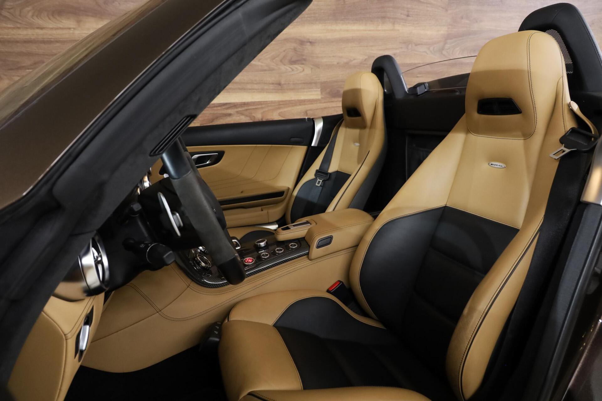 Mercedes-Benz SLS Roadster 6.3 AMG|Exclusive|Carbon|Camera|Alcantara| - 7