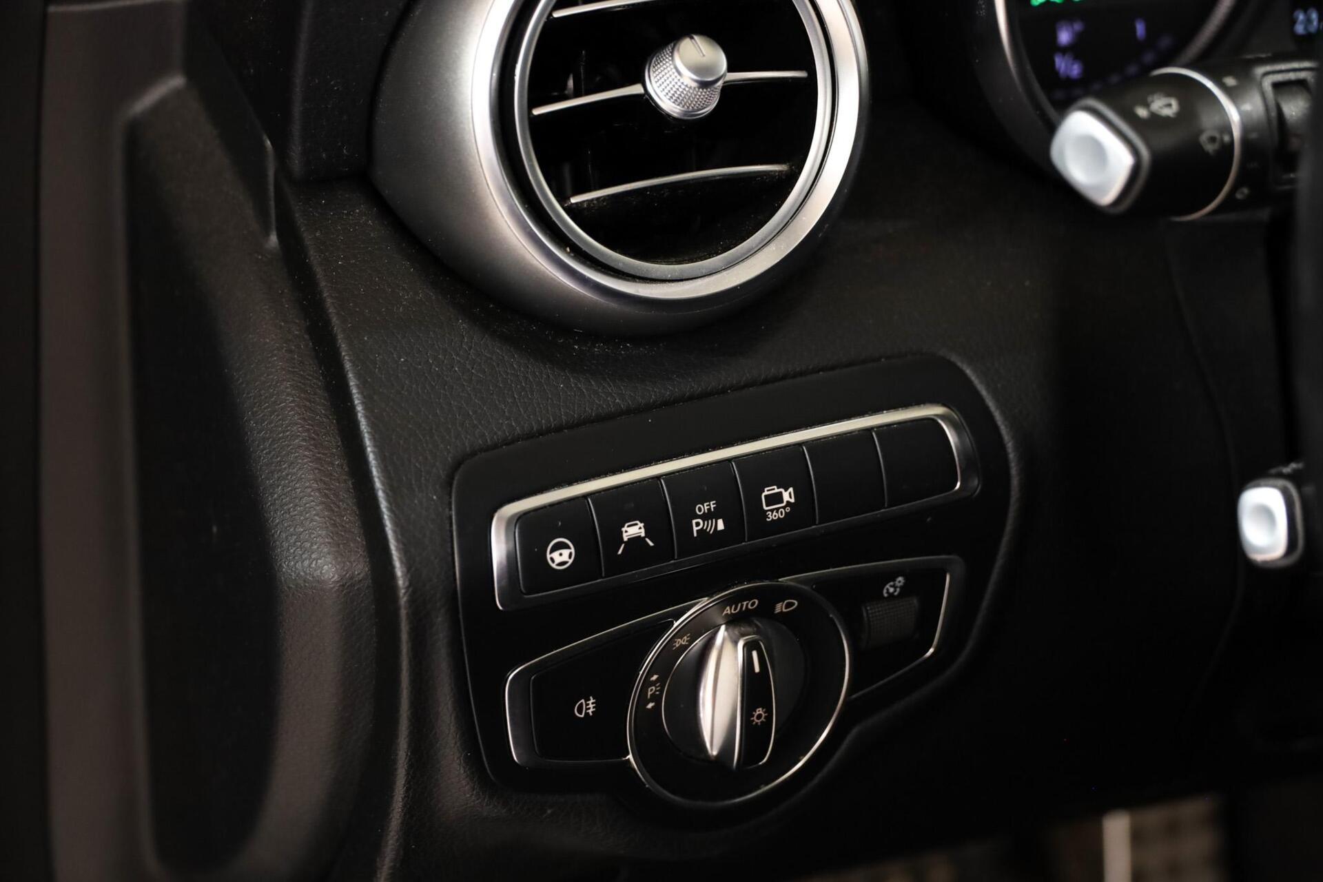 Mercedes-Benz C-Klasse Estate AMG 43 4MATIC - 21