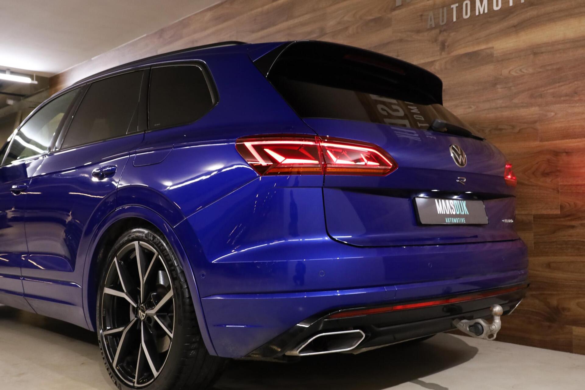 Volkswagen Touareg 3.0 TSIe 4MOTION|Massage|Nachtzicht|Pano| - 17