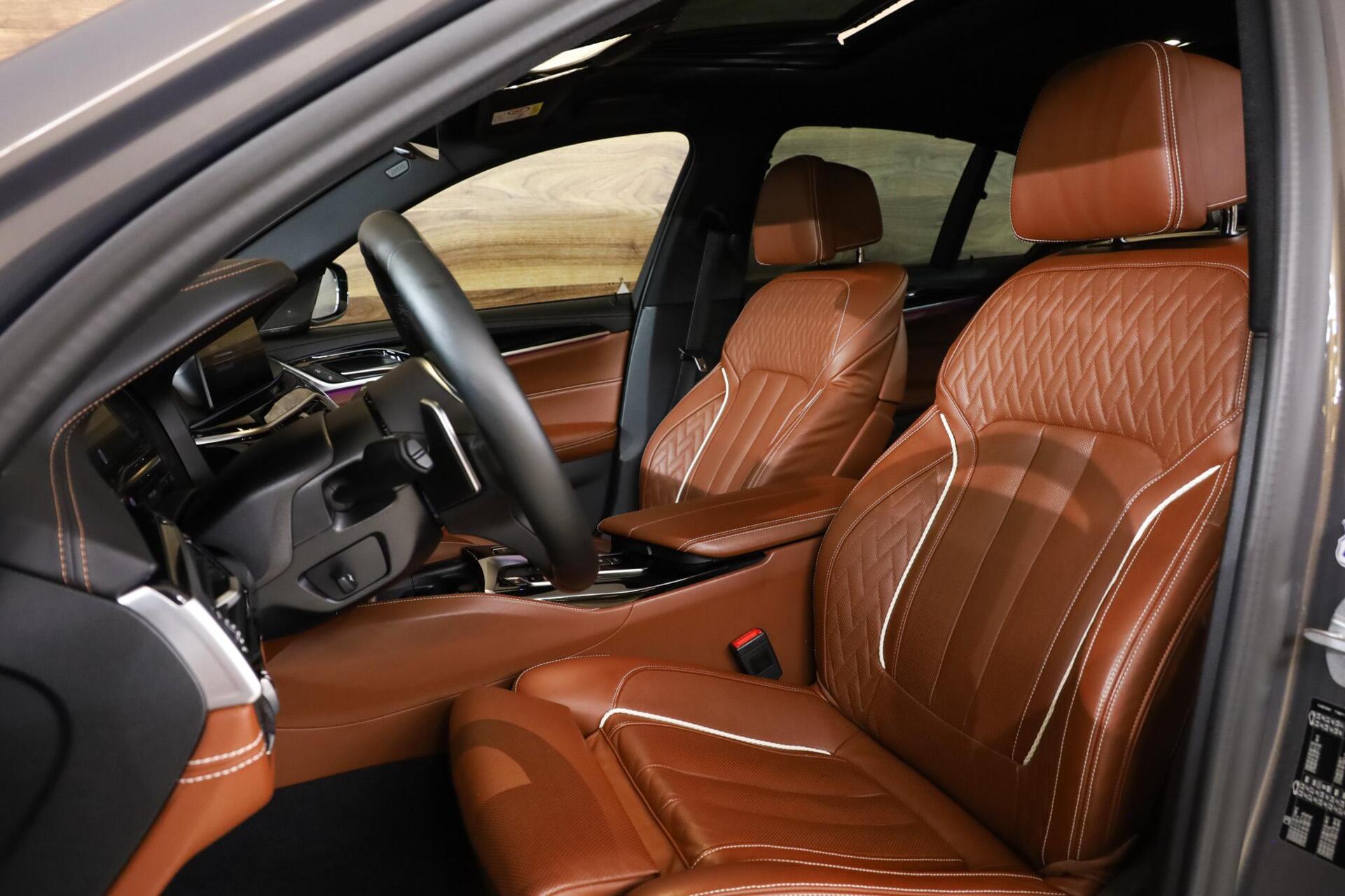 BMW 5 Serie 540i M-Sport|Individual|Pano|Ventilatie|HUD|H&K| - 6