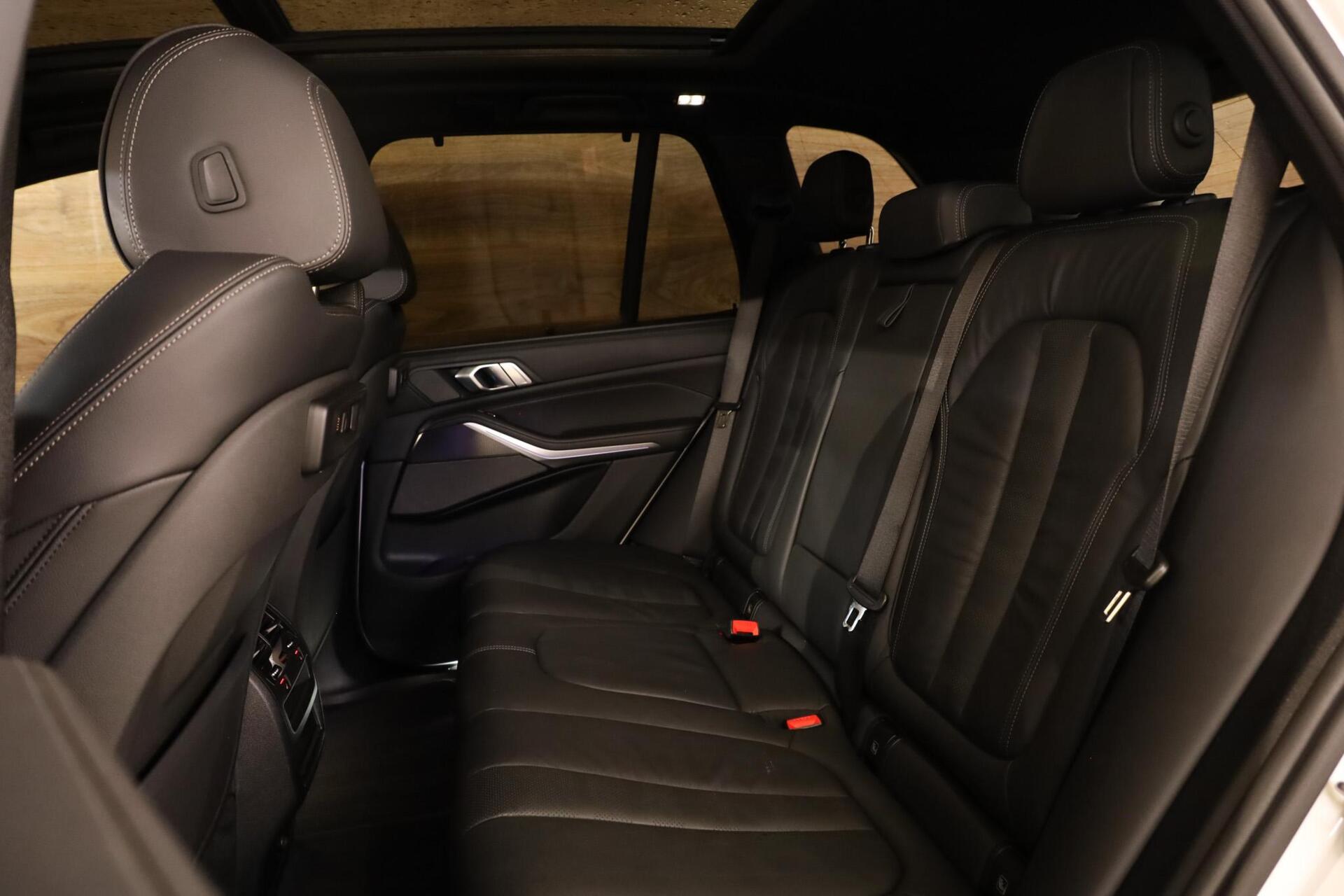 BMW X5 xDrive45e M-Sport|Aero|Pano|HUD|H&K|Camera|Luchtvering| - 10