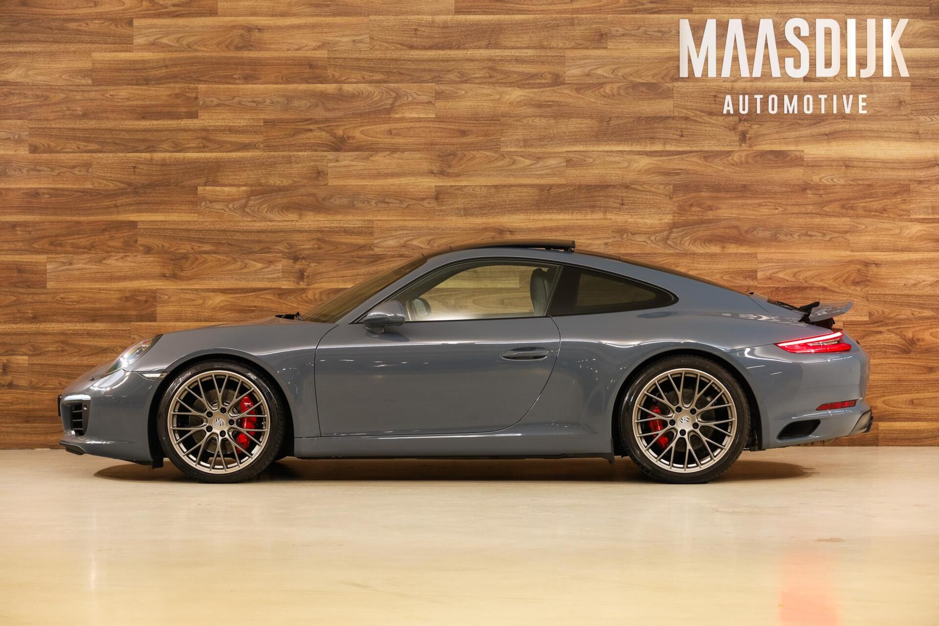 Porsche 911 3.0 Carrera S - 13