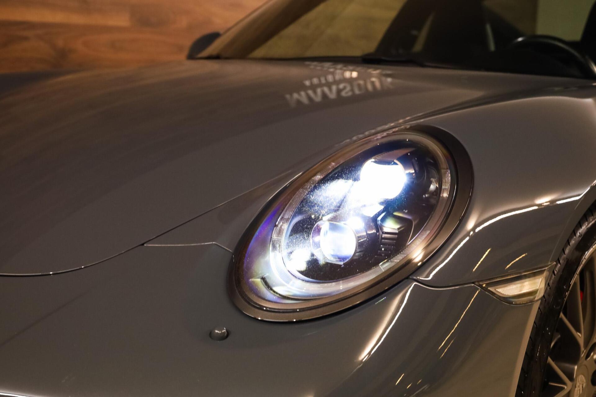 Porsche 911 3.0 Carrera S - 24