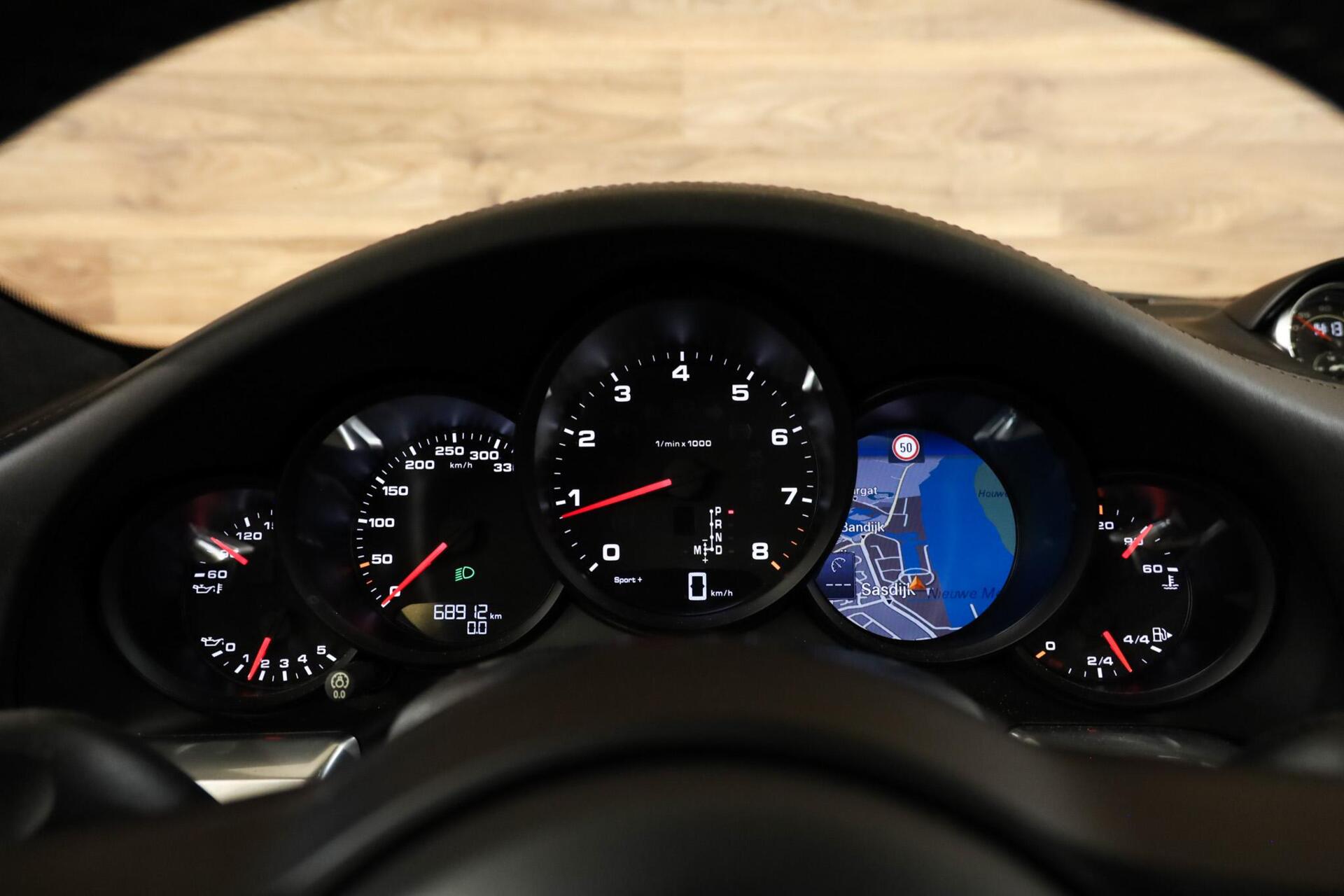 Porsche 911 3.0 Carrera S - 27