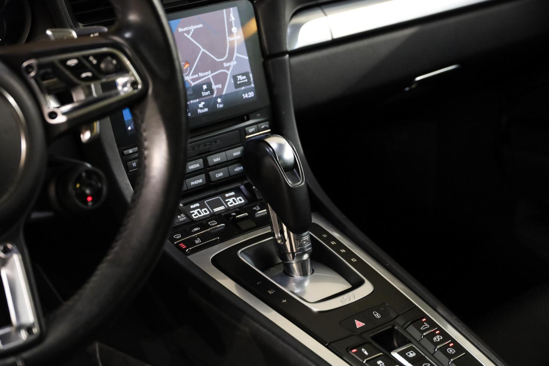 Porsche 911 3.0 Carrera S - 28