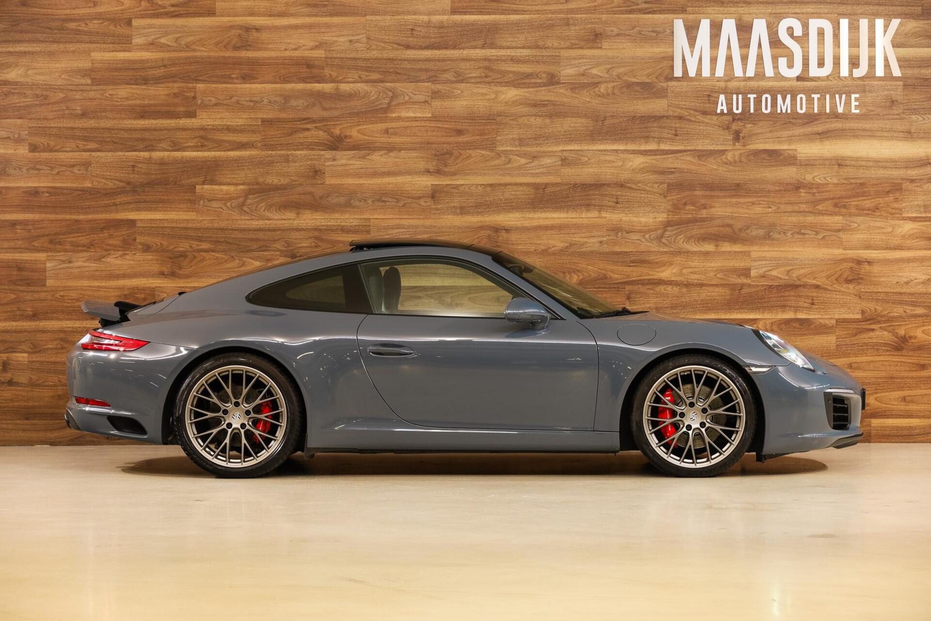 Porsche 911 3.0 Carrera S - 5